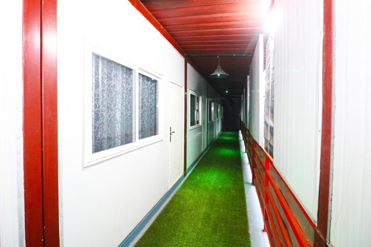Hotel The Cube Stay New Delhi Exterior photo