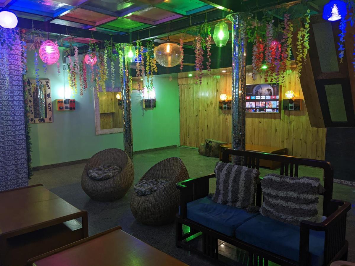 Hotel The Cube Stay New Delhi Exterior photo