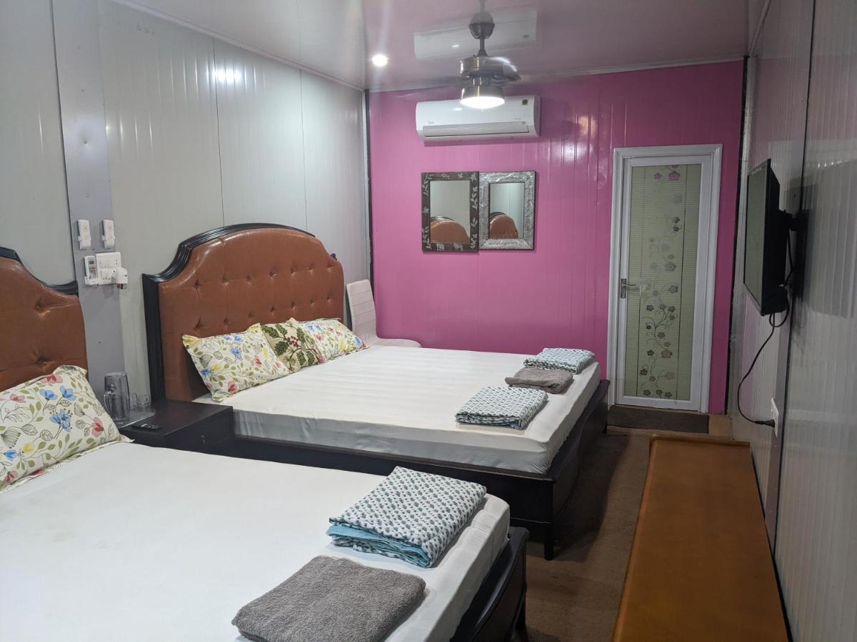 Hotel The Cube Stay New Delhi Exterior photo